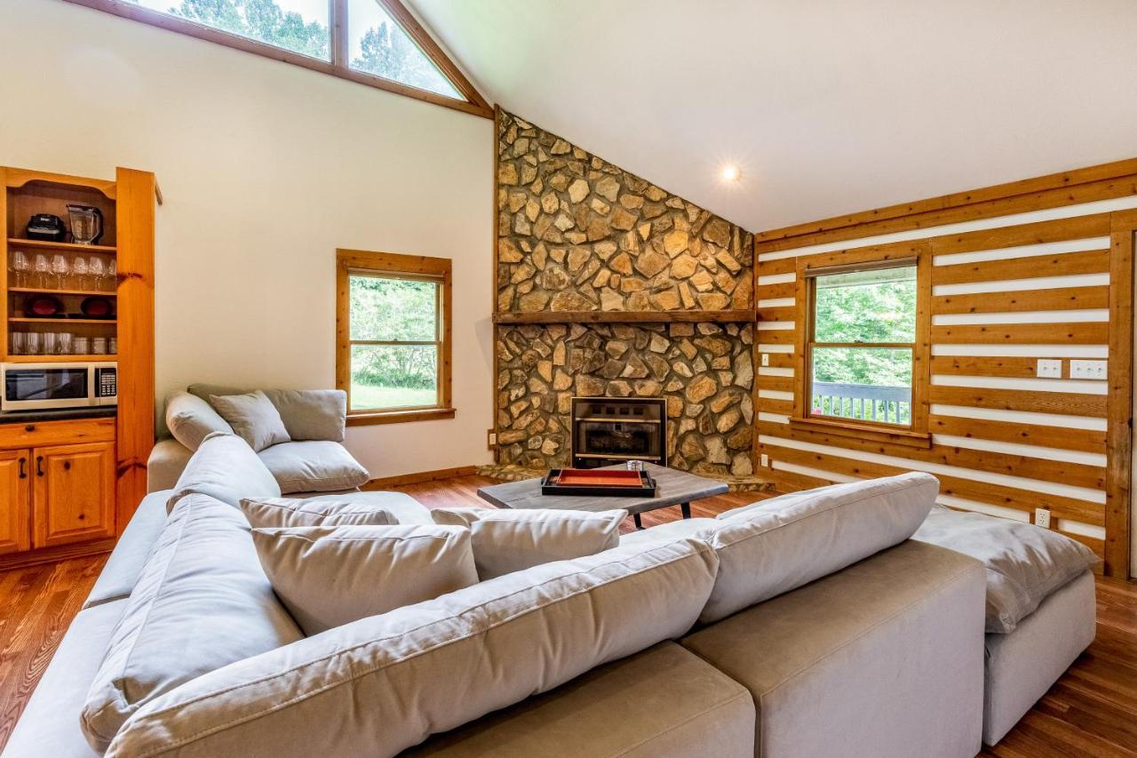 Pebble On The Creek Vila Whittier Exterior foto
